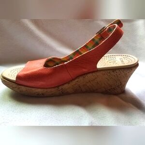 Crocs Womens Coral Wedge Sandals Size 10